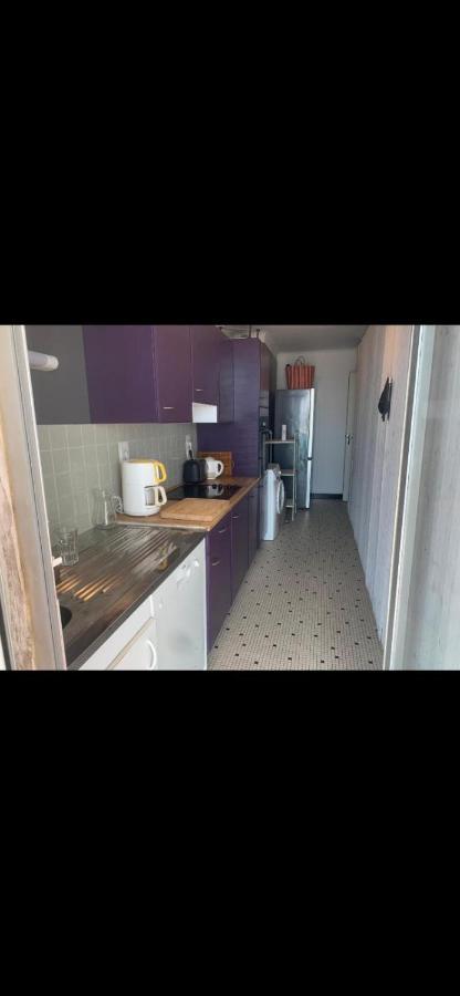 Spacious Bright Nest With Balcony Facing The Sea بورنيشّيه المظهر الخارجي الصورة